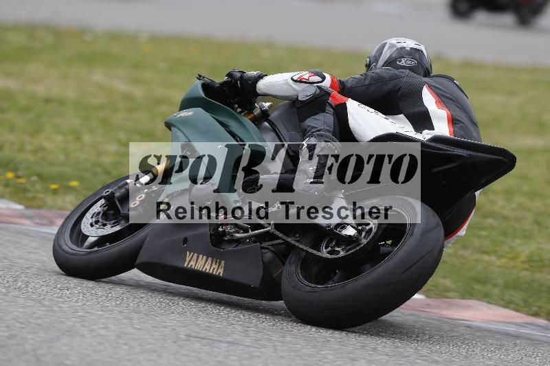 /Archiv-2025/08 20.04.2025 Speer Racing ADR/Gruppe gruen/12